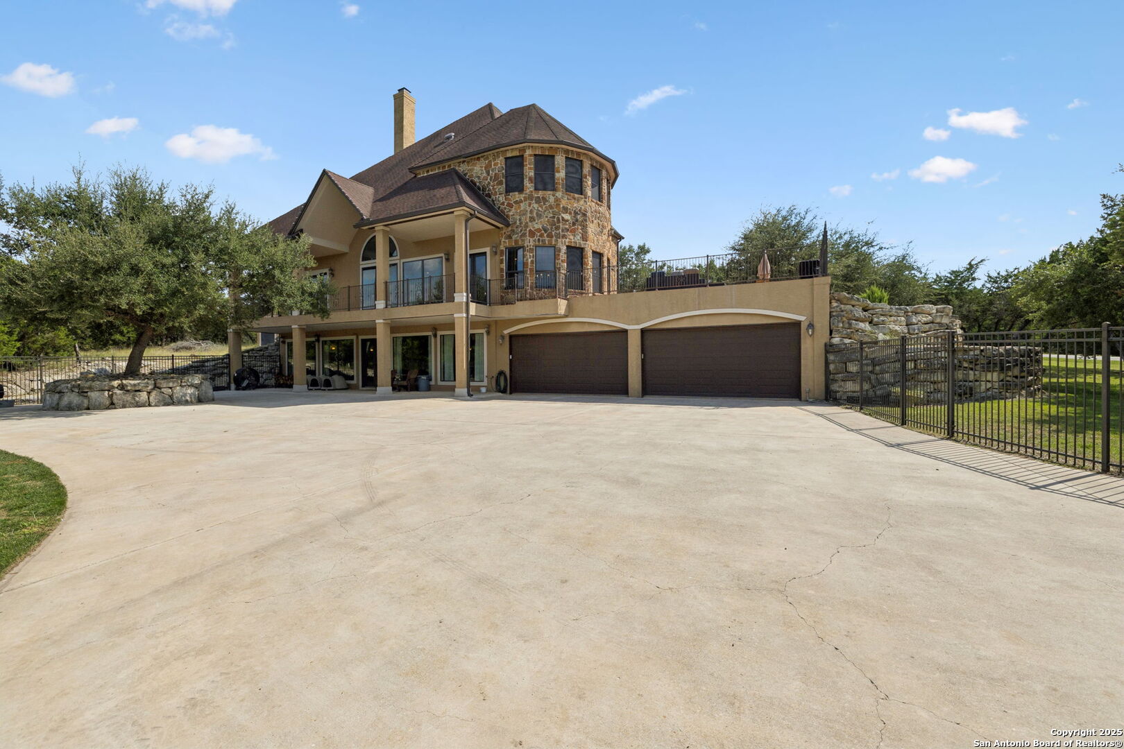 261 Coveney Boerne TX 78006