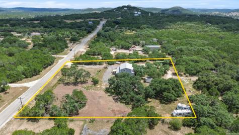 323 Lakeside Lakehills TX 78063