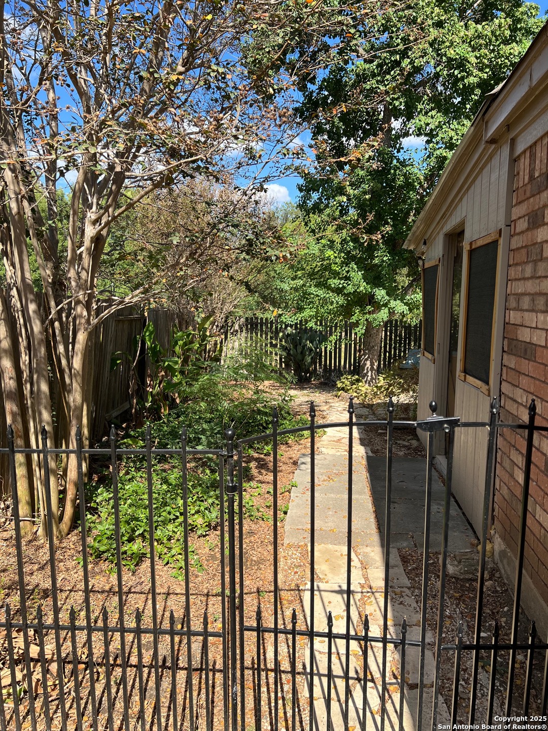 10518 Mustang Ridge Converse TX 78109