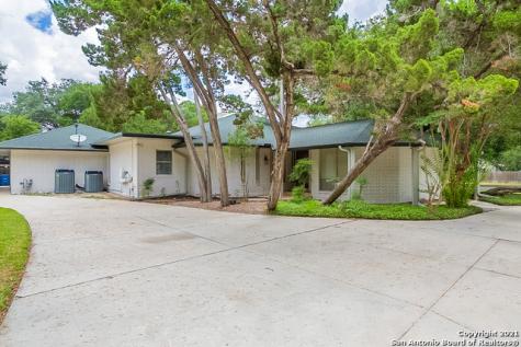 3735 Hundred Oaks Drive San Antonio TX 78217