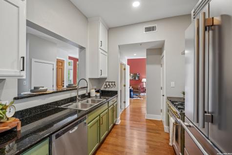 400 E Guenther Street San Antonio TX 78210