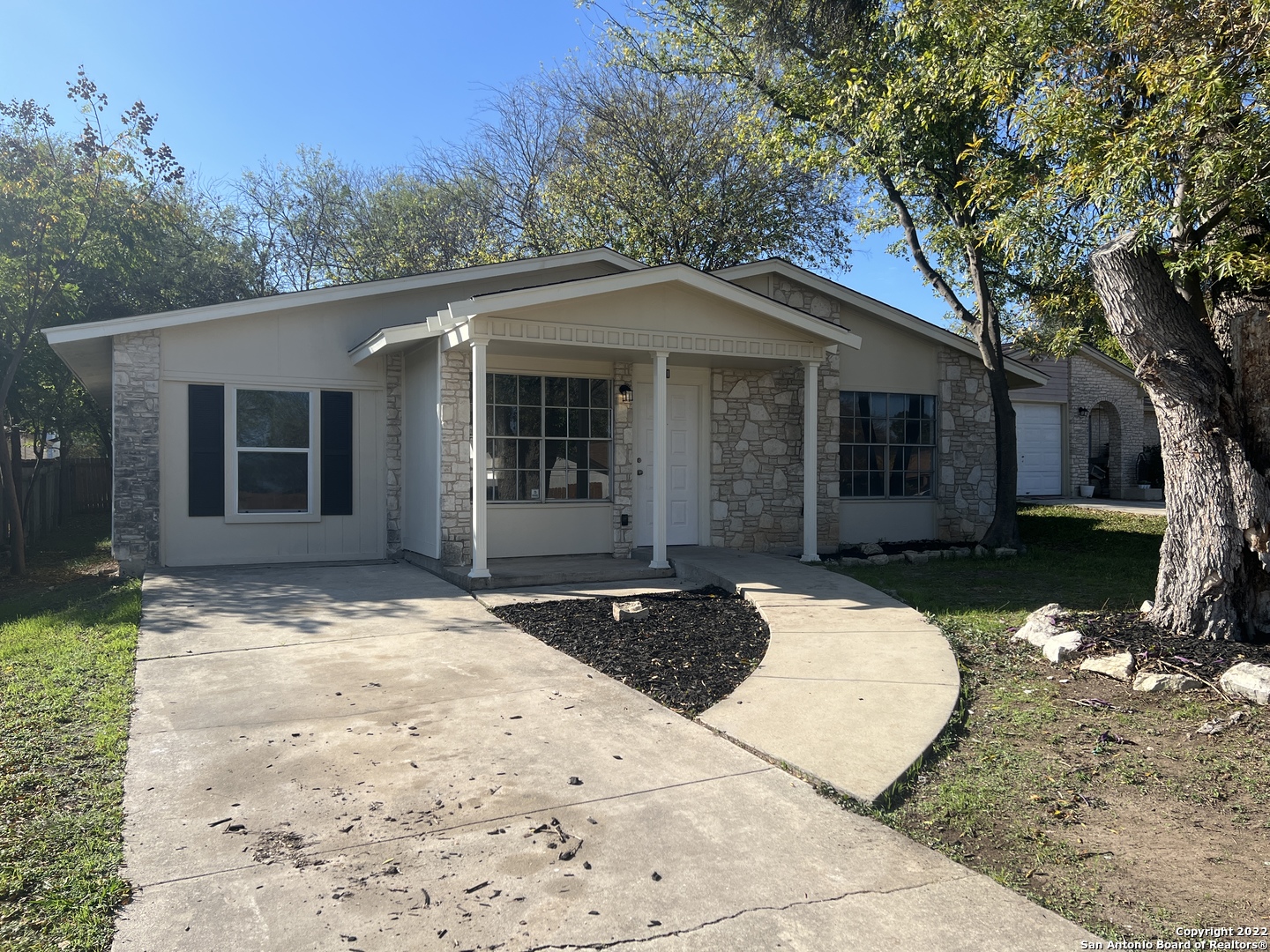 2611 Cattle Bend Lane San Antonio TX 78245