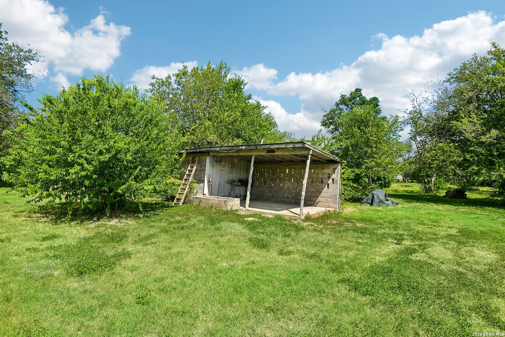 431 W Quill Drive San Antonio TX 78228