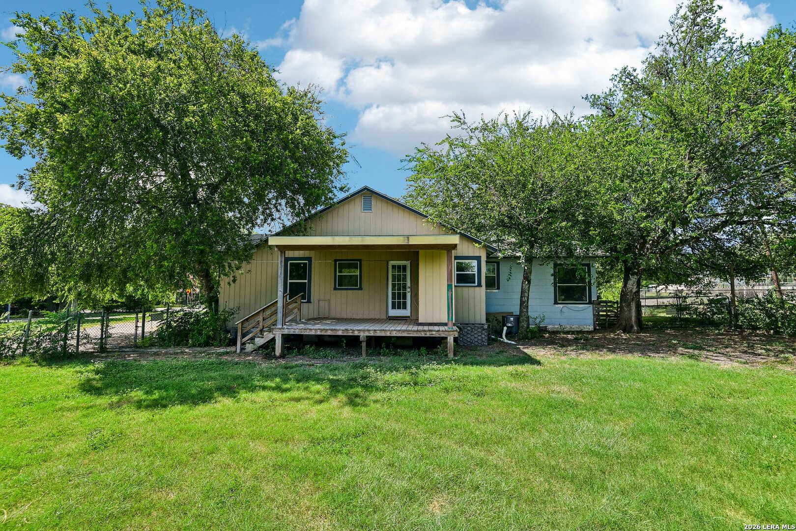 431 W Quill Drive San Antonio TX 78228