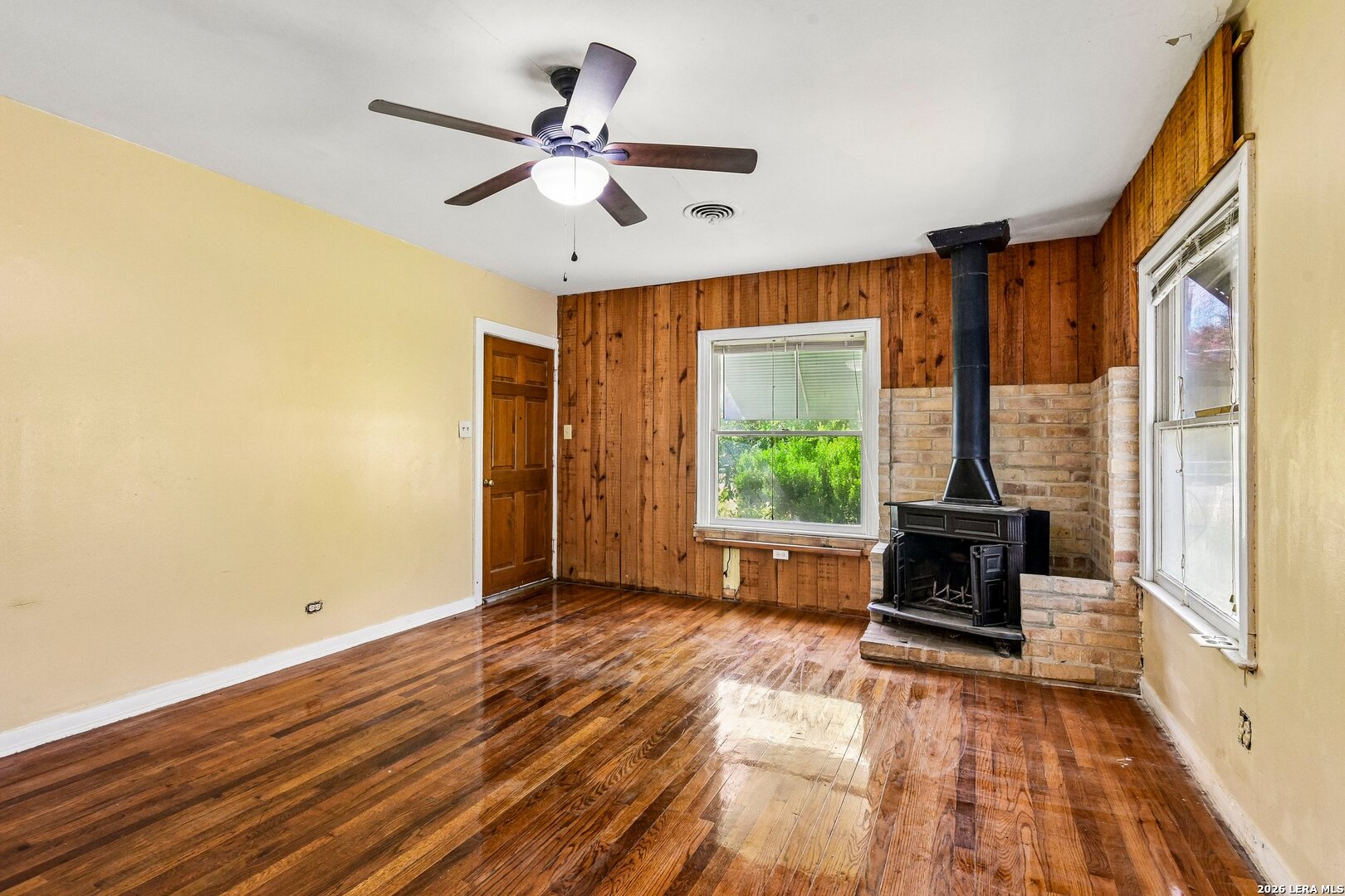 431 W Quill Drive San Antonio TX 78228