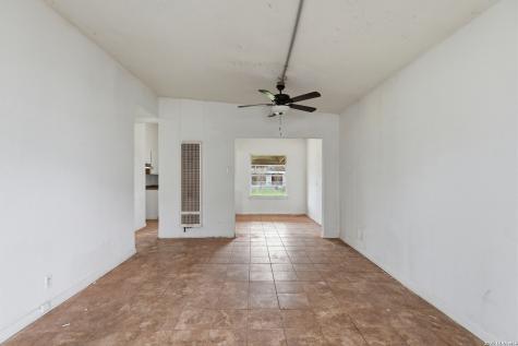 4518 Bernadine Drive San Antonio TX 78220
