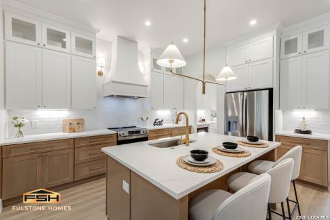 206 Roaring Creek Boerne TX 78006