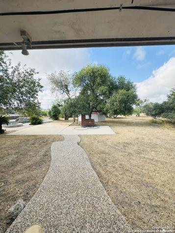 755 County Road 480 Castroville TX 78009
