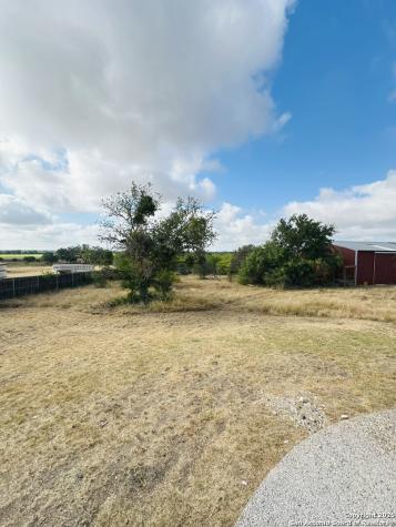 755 County Road 480 Castroville TX 78009