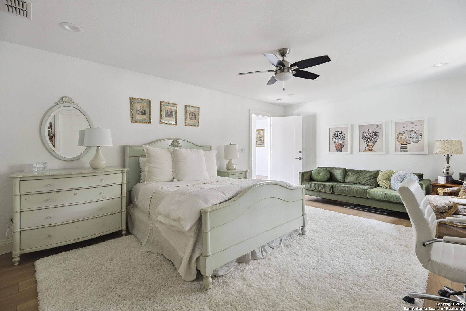 167 Country San Antonio TX 78209