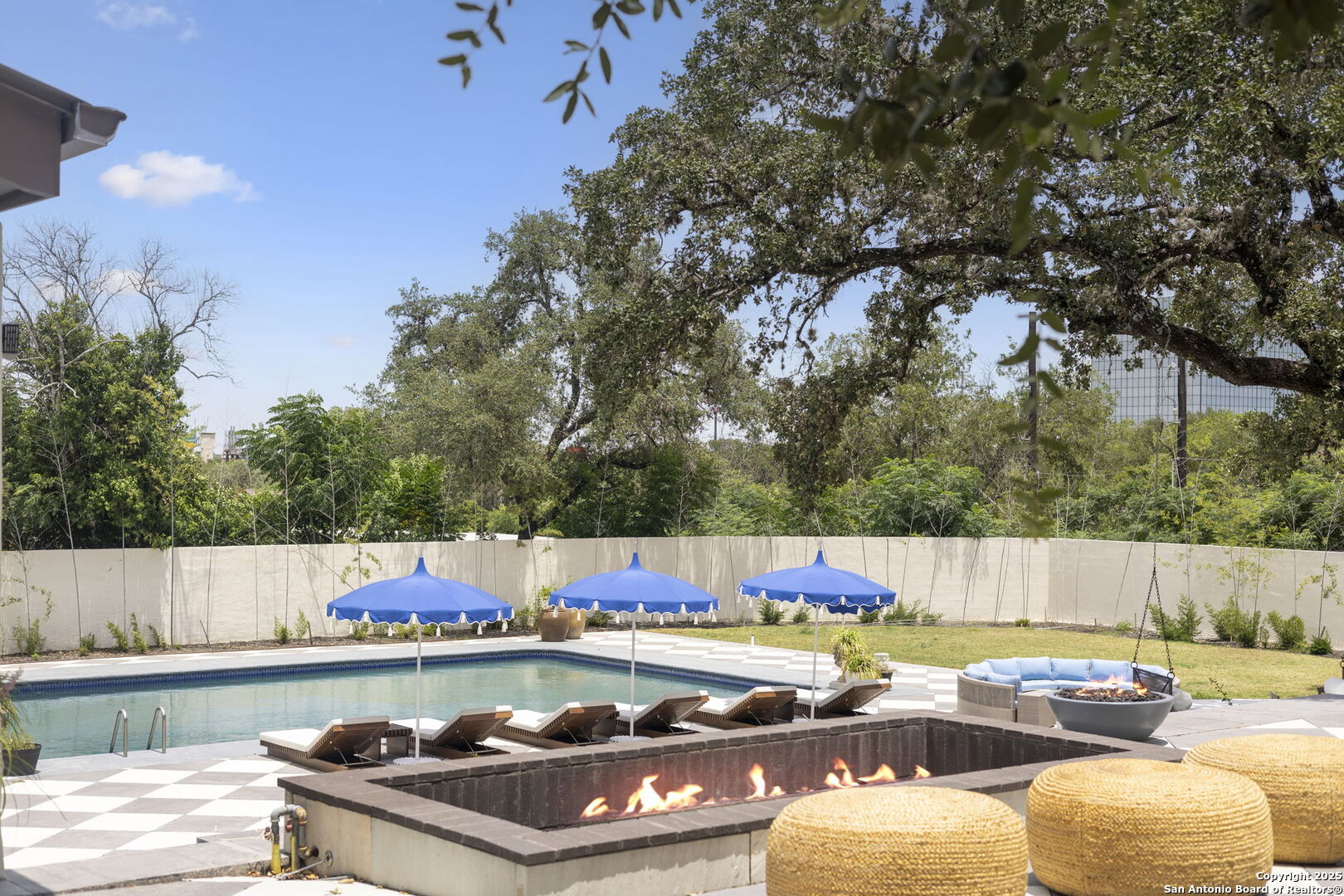 167 Country San Antonio TX 78209