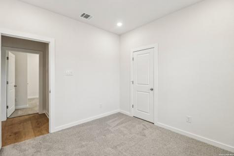 510 Salamander San Marcos TX 78666