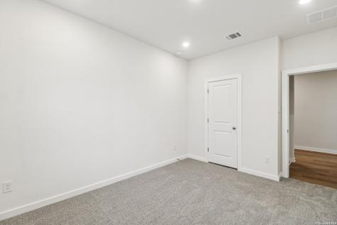 510 Salamander San Marcos TX 78666