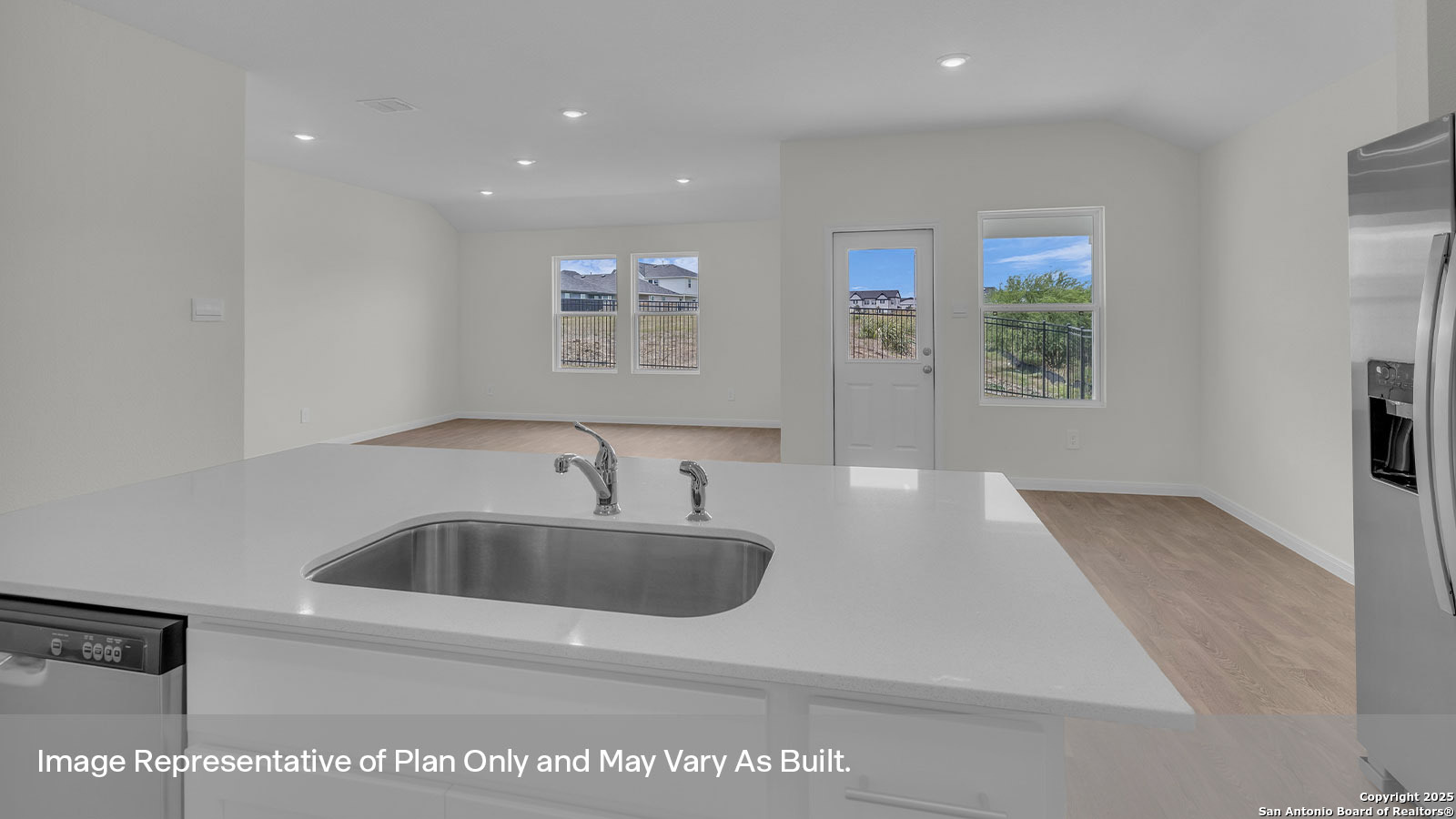 240 Flora Vista San Marcos TX 78666
