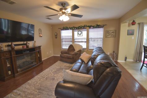 302 Copper Mountain New Braunfels TX 78130