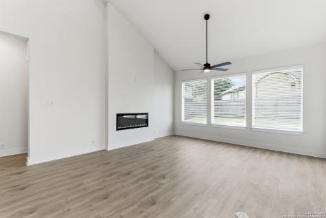 326 Glenwood Ranch Cibolo TX 78108