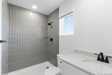 326 Glenwood Ranch Cibolo TX 78108