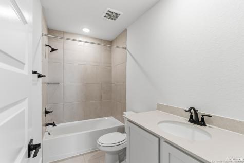 326 Glenwood Ranch Cibolo TX 78108