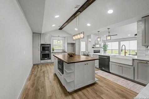 200 E Meadow Lane Wimberley TX 78676