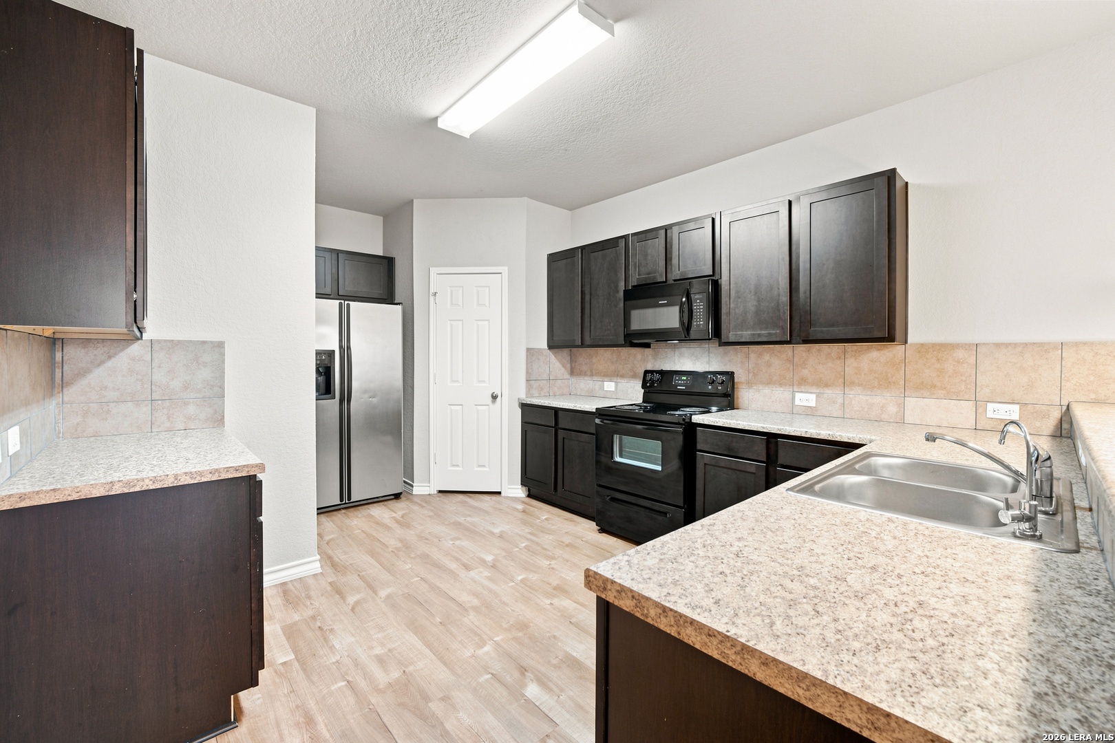 7019 Hallie Ridge San Antonio TX 78227