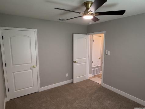 146 Redrock Drive San Antonio TX 78213