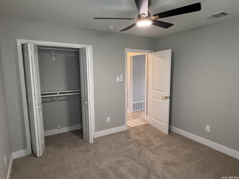 146 Redrock Drive San Antonio TX 78213