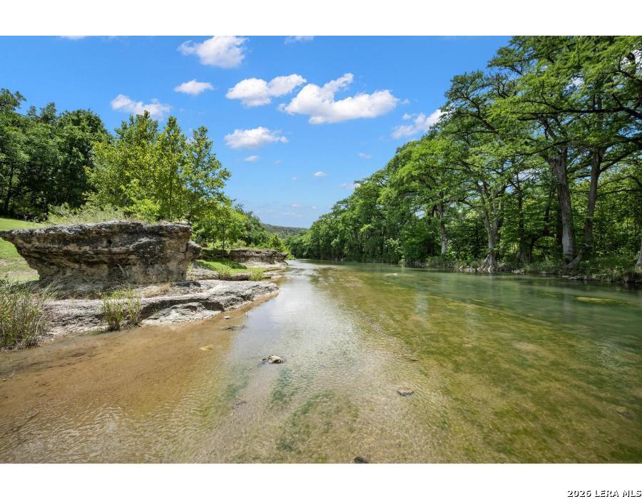 9710 River Road New Braunfels TX 78132