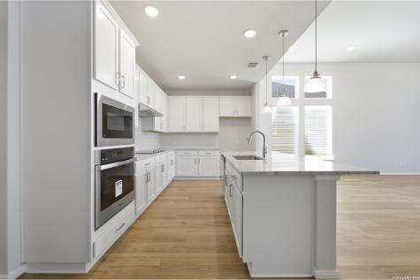 165 Hazel Way Mico TX 78066