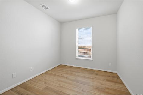 165 Hazel Way Mico TX 78066