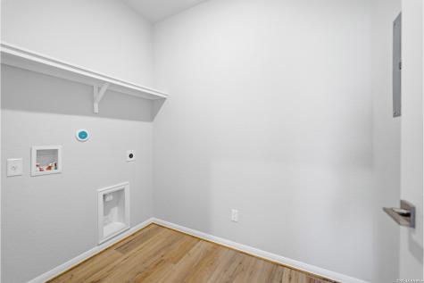 165 Hazel Way Mico TX 78066