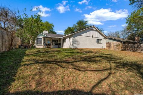 4914 Crestwood Drive Schertz TX 78108