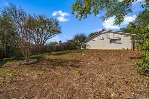 4914 Crestwood Drive Schertz TX 78108