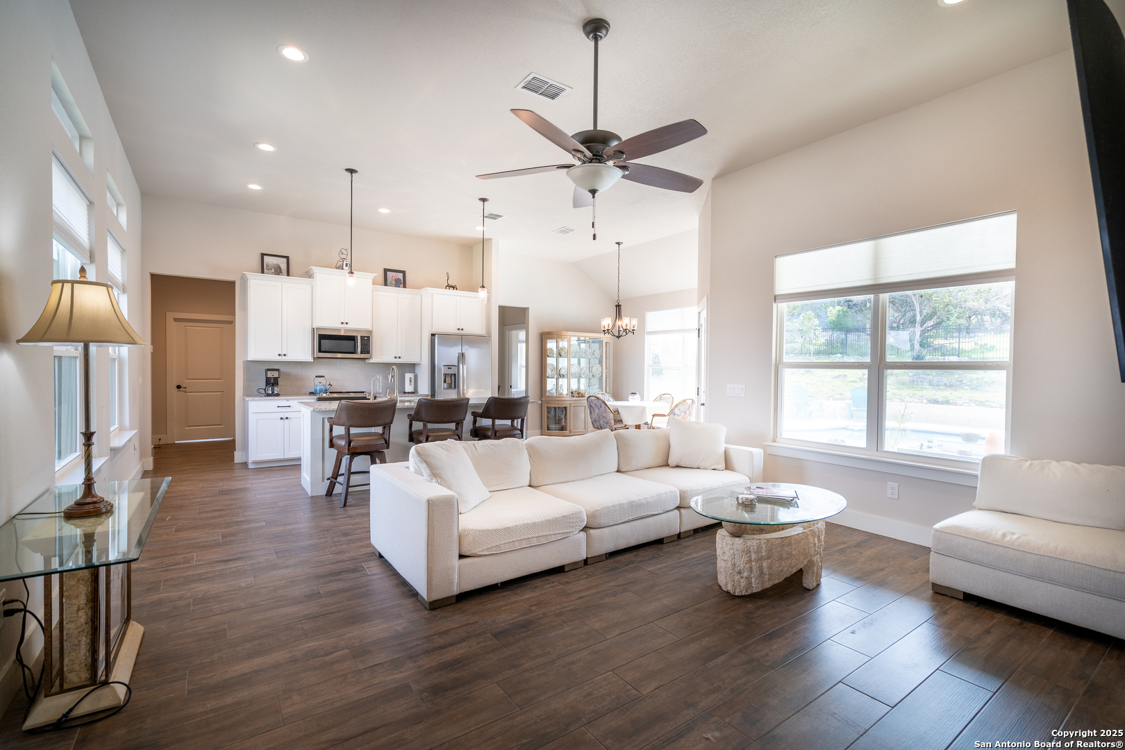 1587 Lakeshore Drive Canyon Lake TX 78133