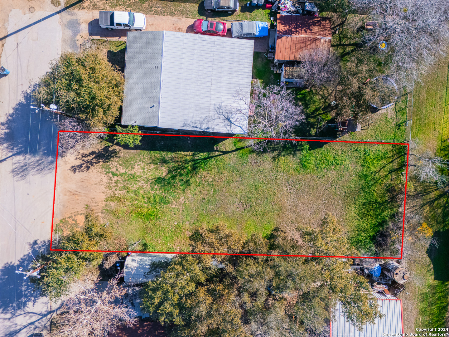 7988 E 5th Street Somerset TX 78069