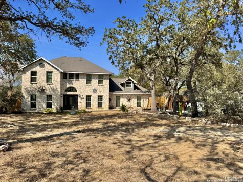325 Eagle Ridge Floresville TX 78114