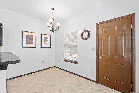 714 Houston Pleasanton TX 78064