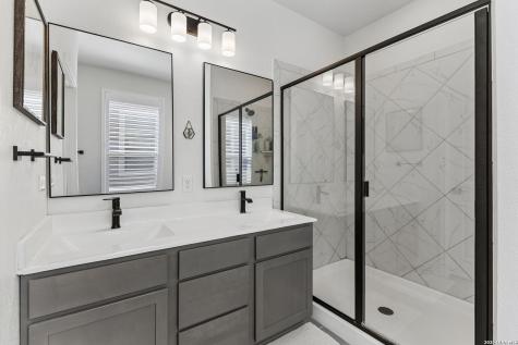 235 W Granite Shores Drive Boerne TX 78006