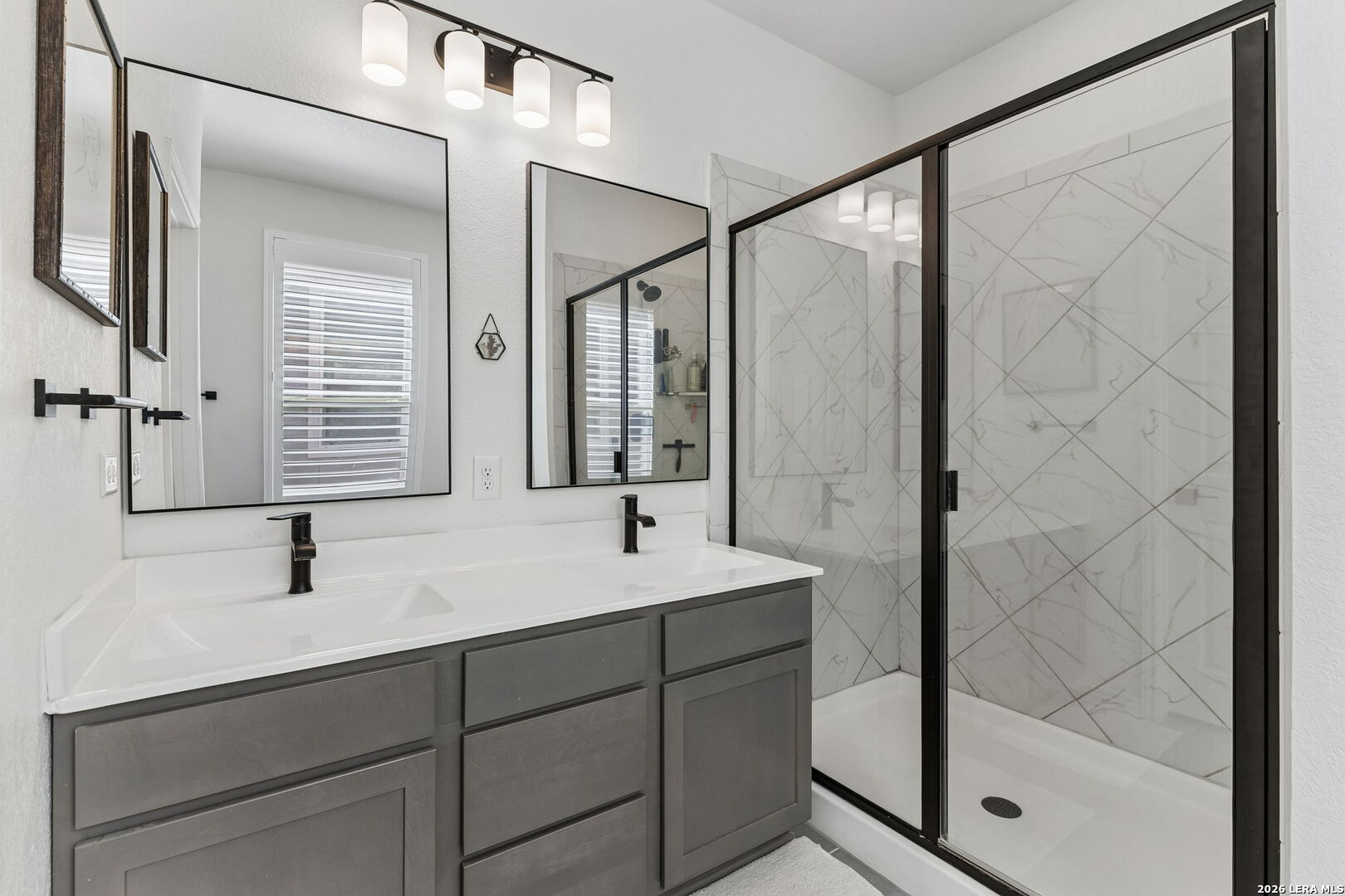 235 W Granite Shores Drive Boerne TX 78006