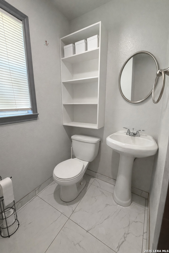 316 N Welhausen Poth TX 78147