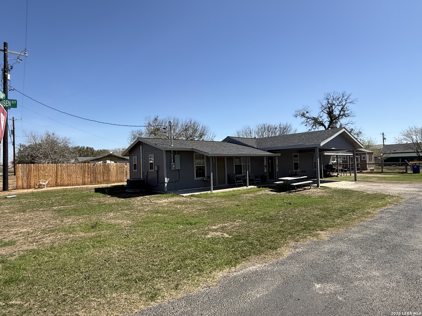 316 N Welhausen Poth TX 78147