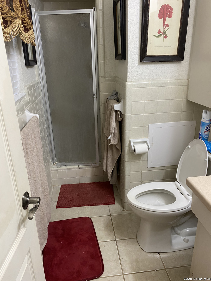 4327 Valleyfield San Antonio TX 78222