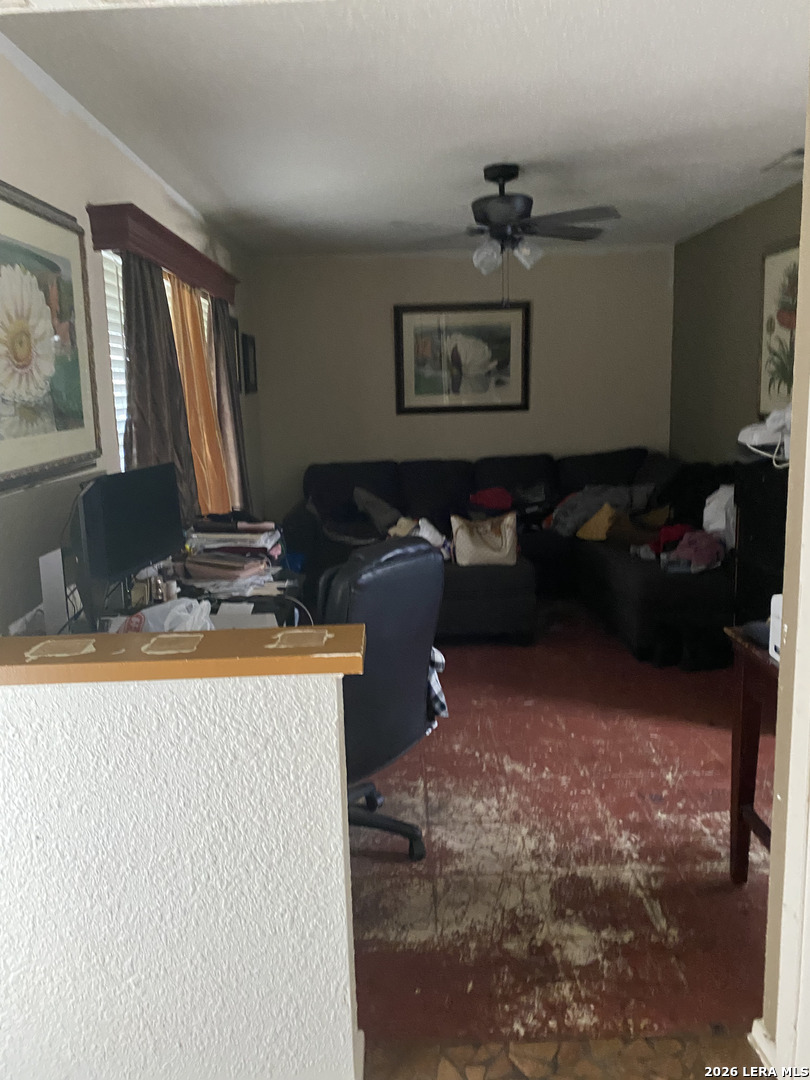 4327 Valleyfield San Antonio TX 78222