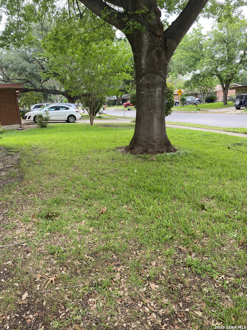4327 Valleyfield San Antonio TX 78222