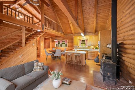 463 Woodland Fredericksburg TX 78624