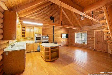 463 Woodland Fredericksburg TX 78624