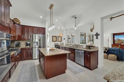 337 Lone Creek Circle New Braunfels TX 78132