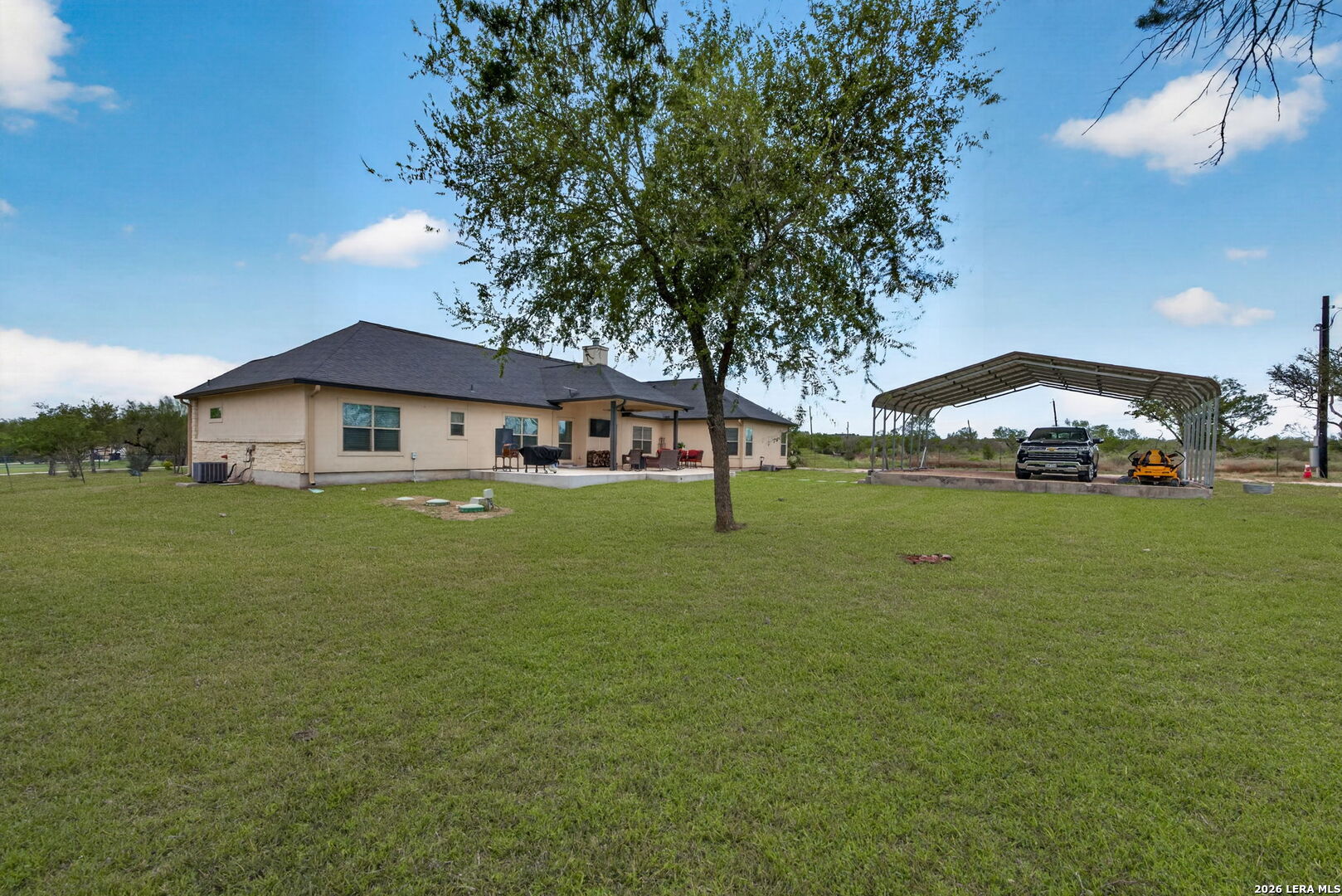 1027 County Road 367 Hondo TX 78861