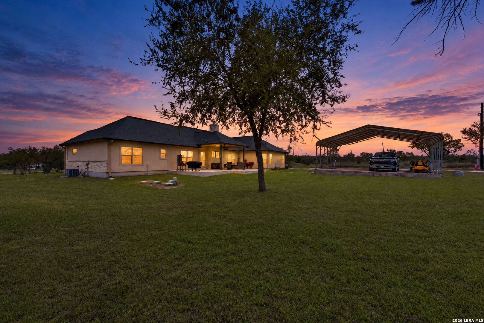 1027 County Road 367 Hondo TX 78861