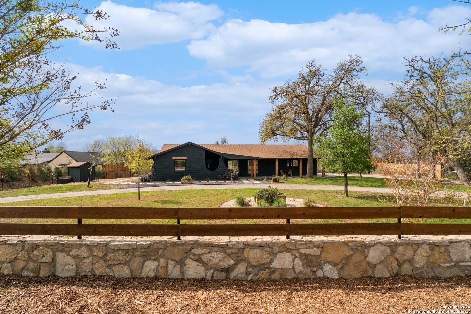 1016 Sparkman Drive Boerne TX 78006