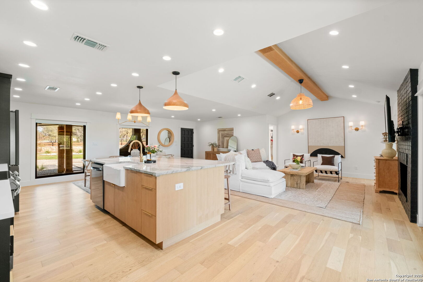 1016 Sparkman Drive Boerne TX 78006